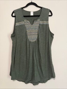 Terra & Sky Olive Green Sleeveless Embroidered V-Neck Tank
